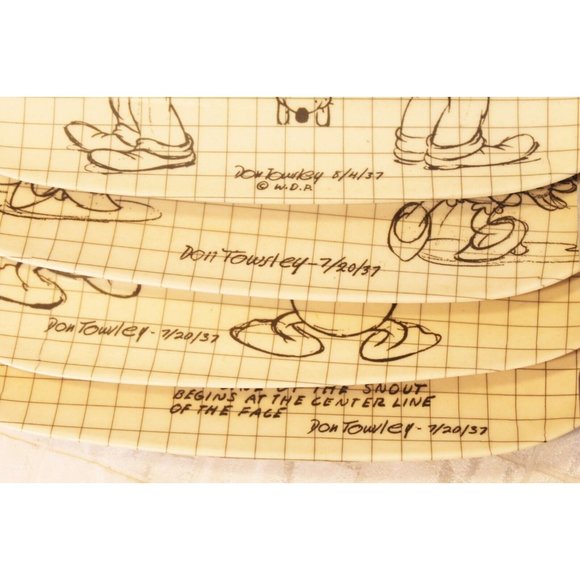 Disney Artist Sketch Bamboo Plates 4 Piece Set Mickey Mouse Goofy Square Grid - Picture 9 of 9